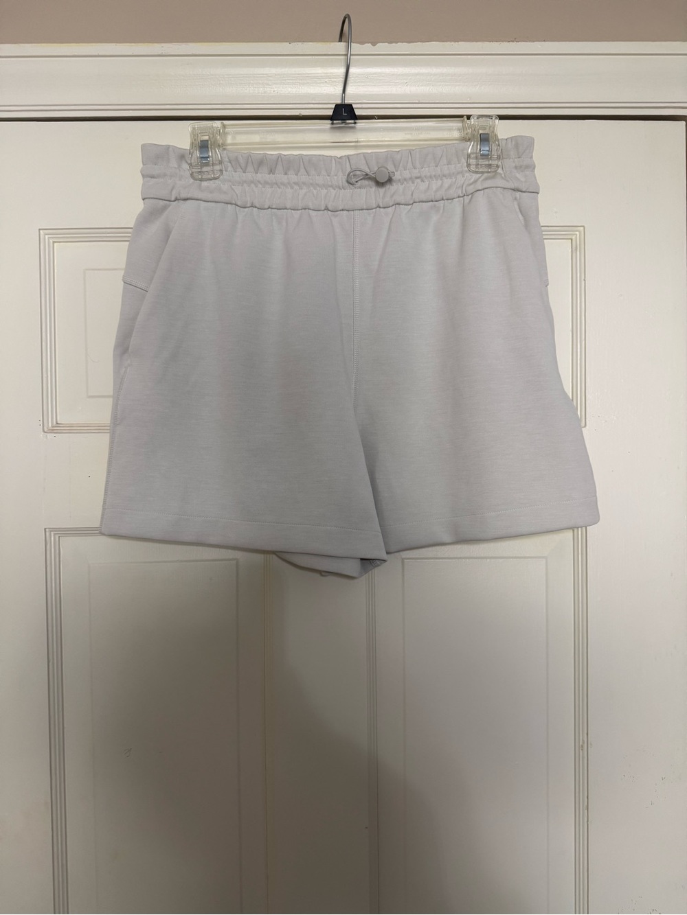 Lululemon Softstreme High-Rise Short 4” - 8